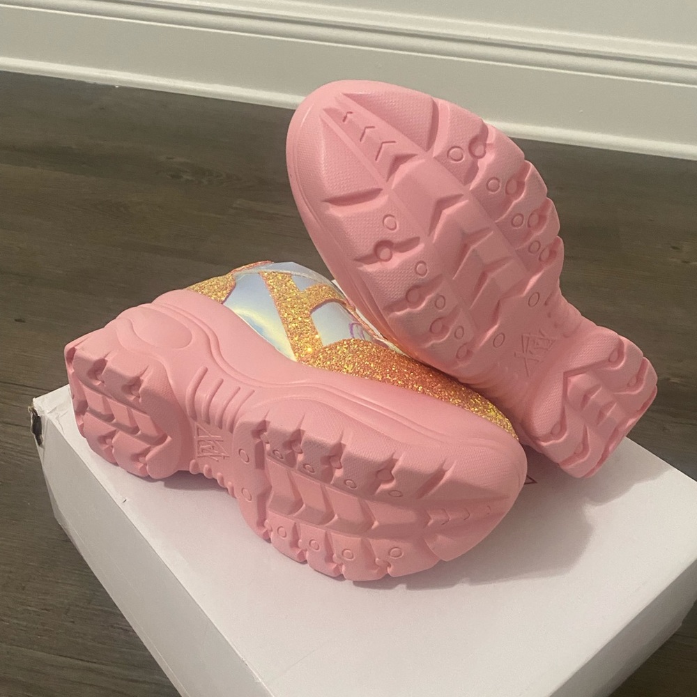 NIB YRU Matrixx Pink Glitter Platform Sneakers - Picture 6 of 9